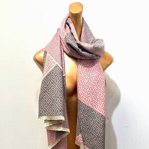 🆕️ Luxury Feel Soft Pink & Dove Grey Fall Scarf